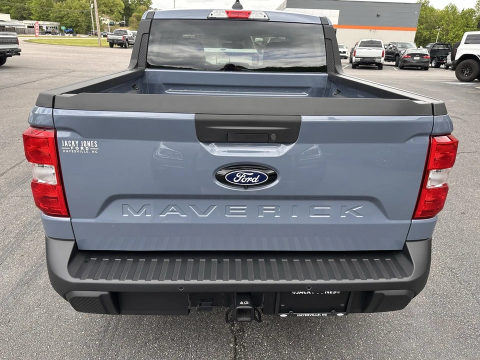 2025 Ford Maverick - Image 7 of 25