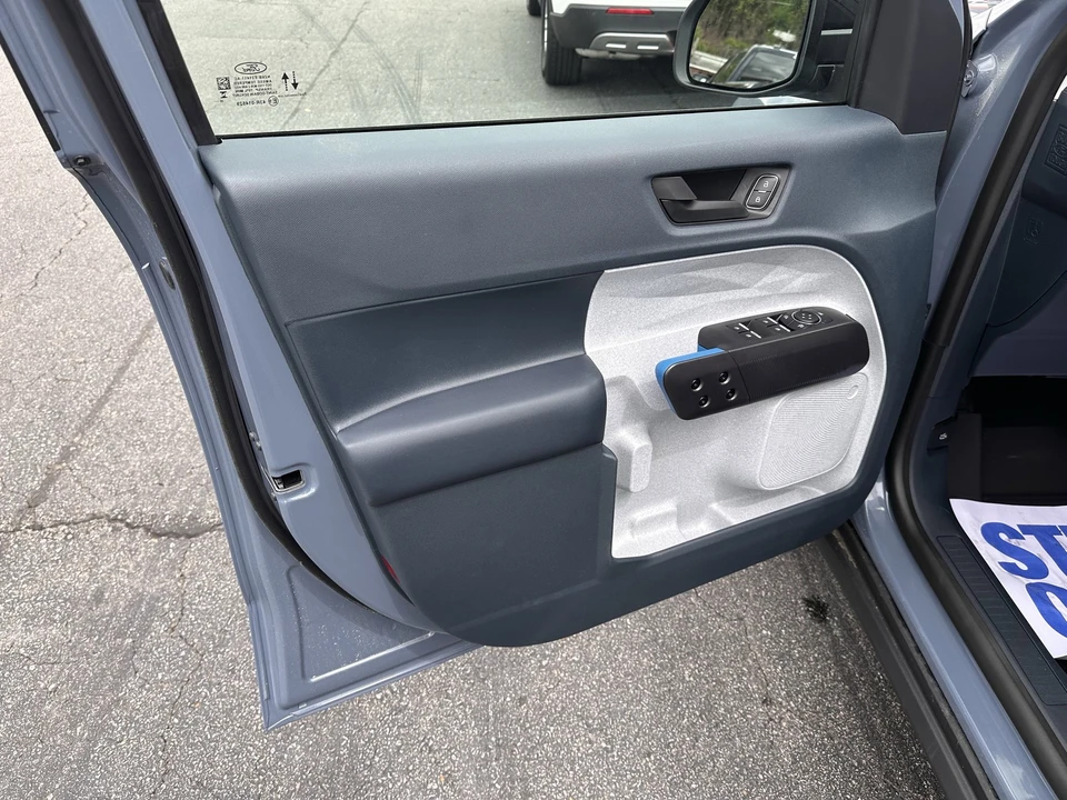 2025 Ford Maverick - Image 10 of 25