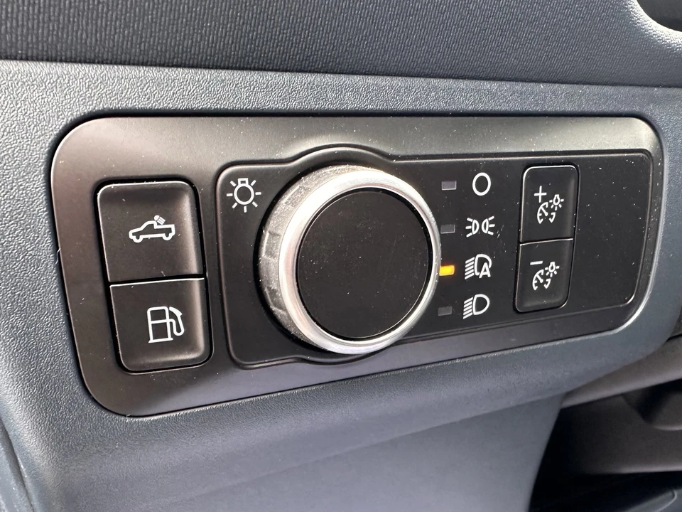 2025 Ford Maverick - Image 15 of 25
