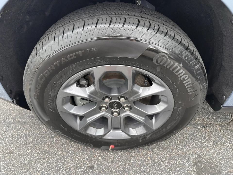 2025 Ford Maverick - Image 24 of 25