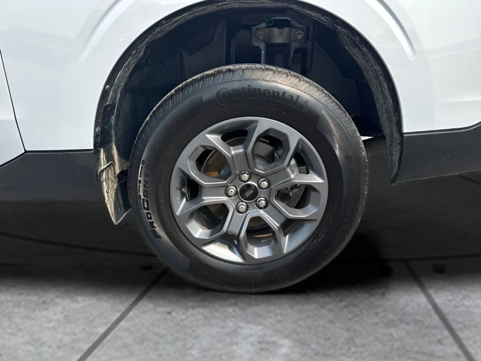 2025 Ford Maverick - Image 19 of 20