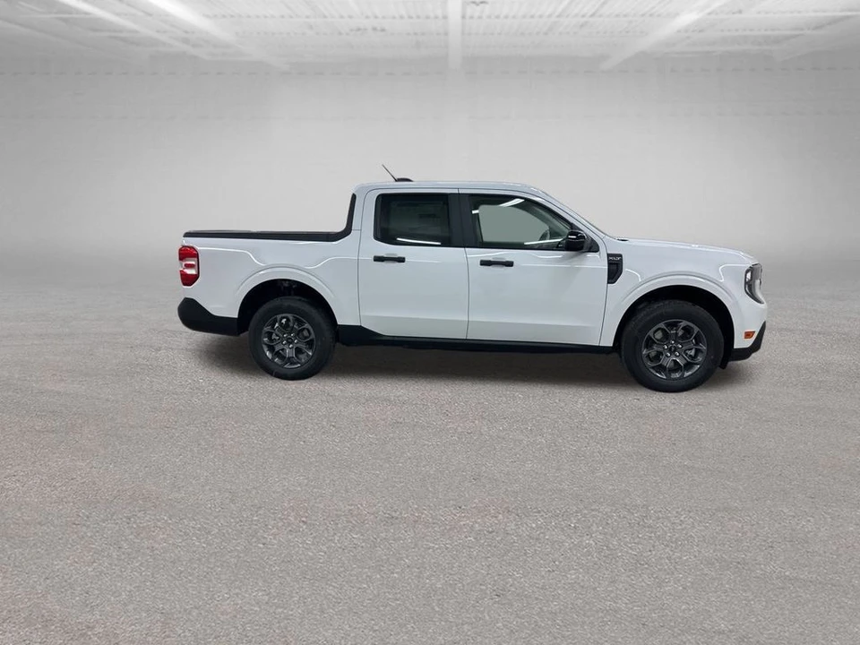 2025 Ford Maverick - Image 12 of 12