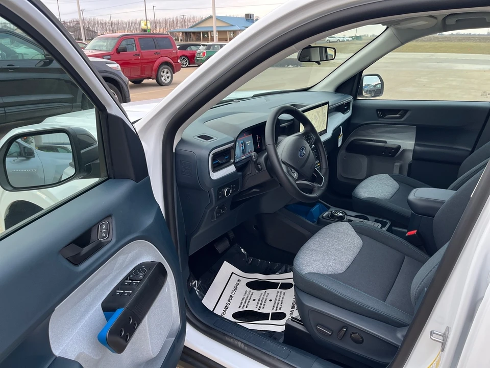 2025 Ford Maverick - Image 9 of 21