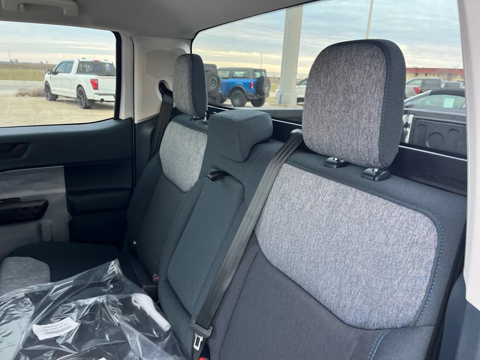 2025 Ford Maverick - Image 19 of 21