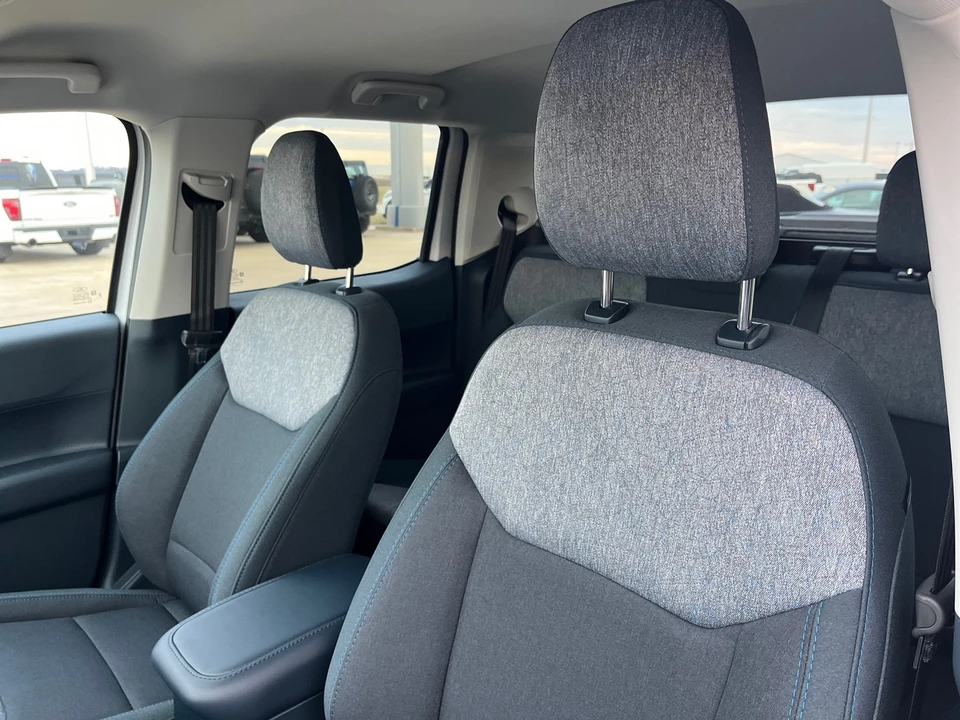2025 Ford Maverick - Image 17 of 21