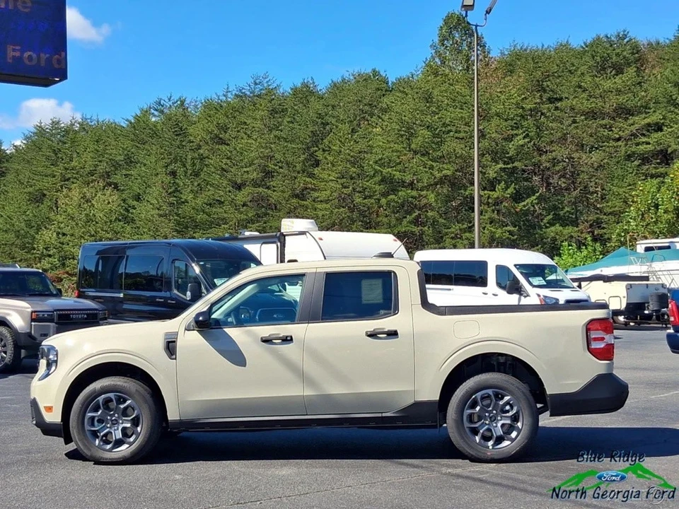 2025 Ford Maverick - Image 13 of 21