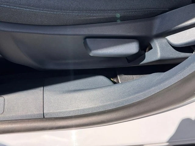 2025 Ford Maverick - Image 18 of 30
