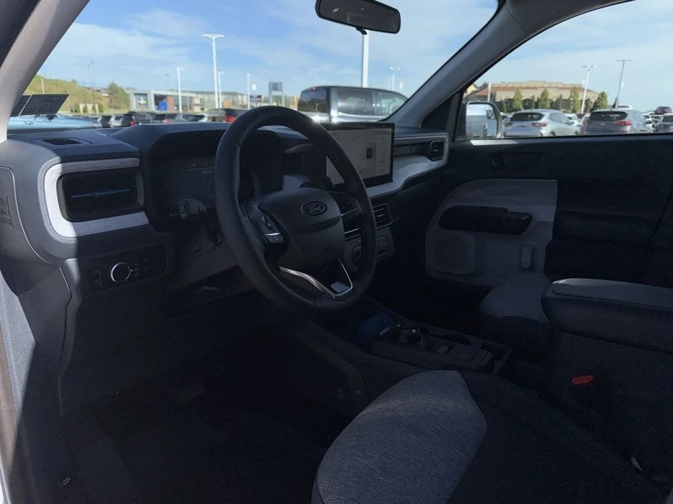 2025 Ford Maverick - Image 10 of 12