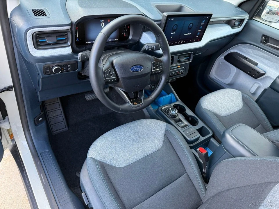 2025 Ford Maverick - Image 11 of 12