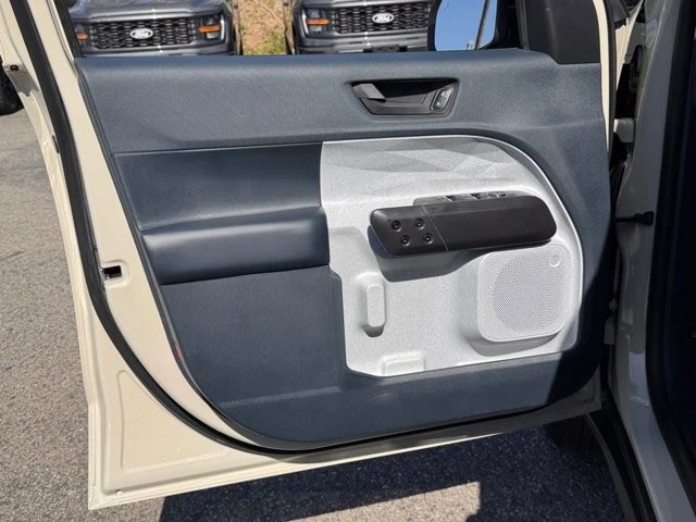 2025 Ford - Image 15 of 30