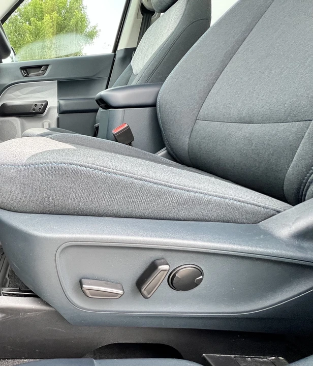 2025 Ford Maverick - Image 14 of 21