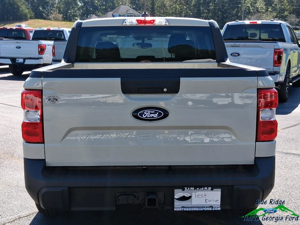 2025 Ford Maverick - Image 15 of 24