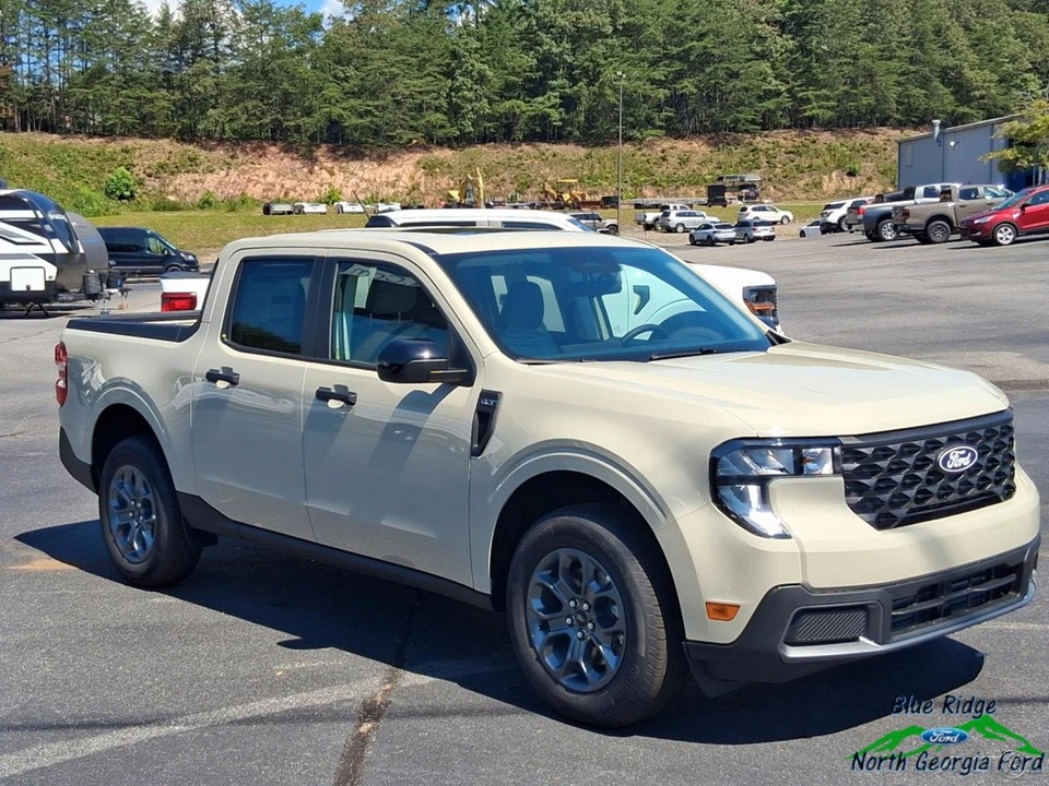 2025 Ford Maverick - Image 4 of 24