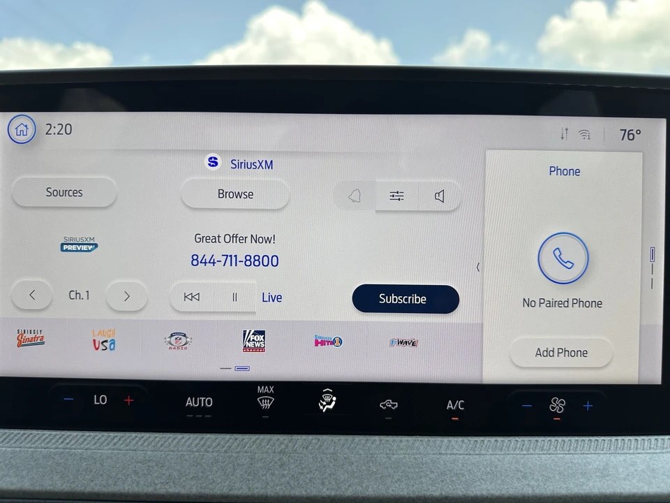 2025 Ford Maverick - Image 25 of 30