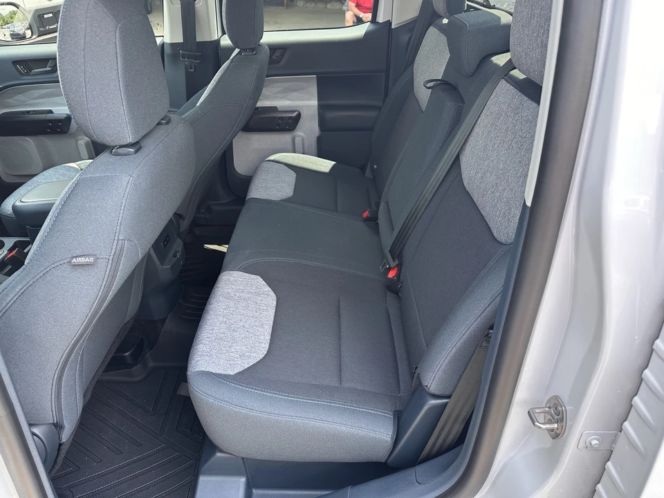 2025 Ford Maverick - Image 13 of 30