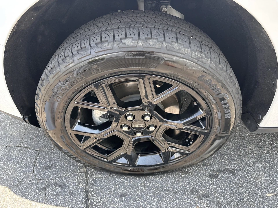 2025 Ford Maverick - Image 29 of 30
