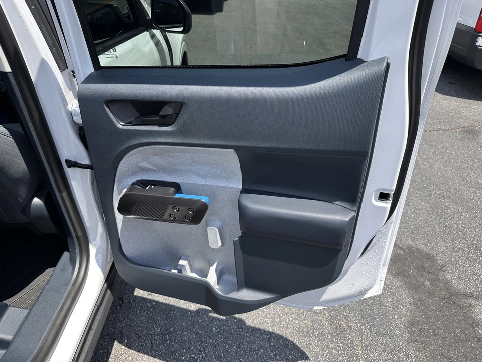 2025 Ford Maverick - Image 16 of 30
