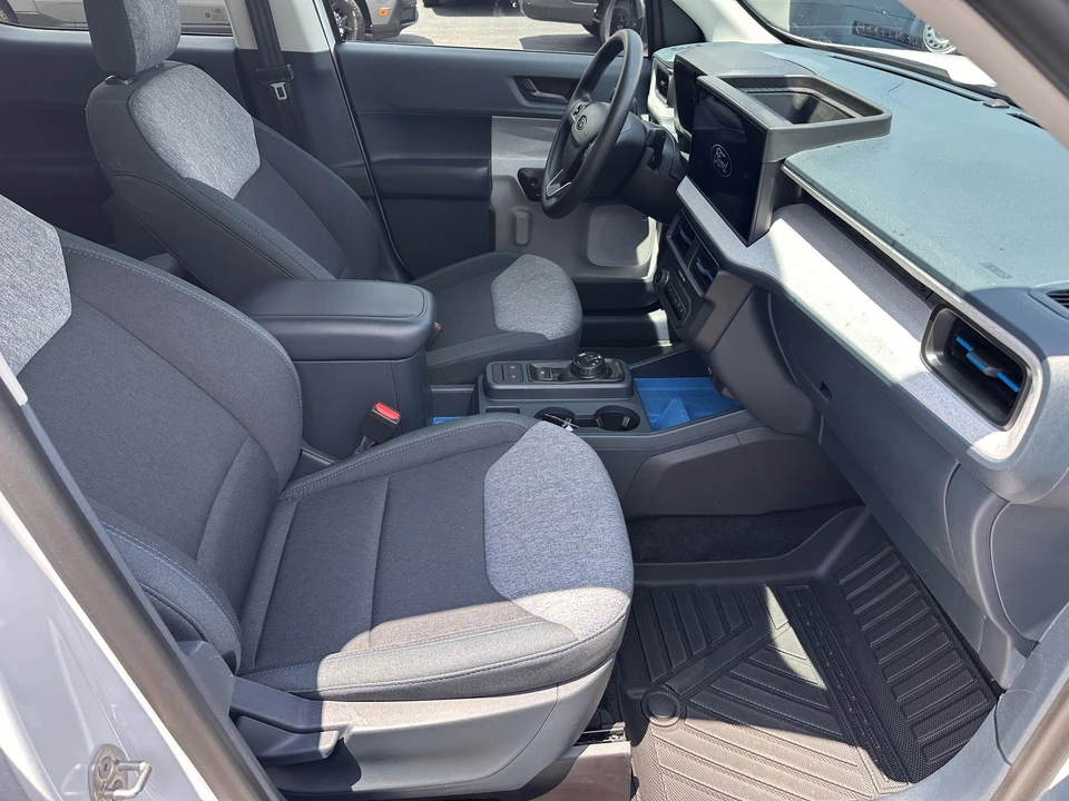 2025 Ford Maverick - Image 15 of 30