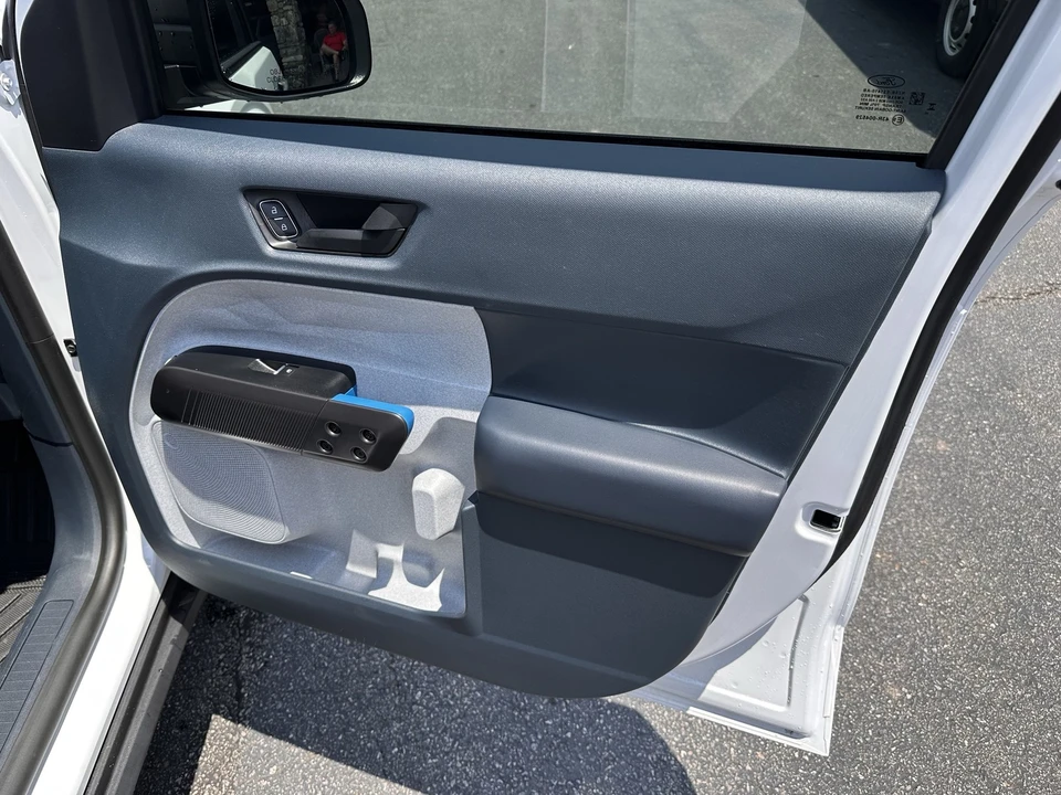 2025 Ford Maverick - Image 14 of 30