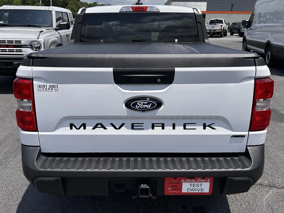 2025 Ford Maverick - Image 7 of 30