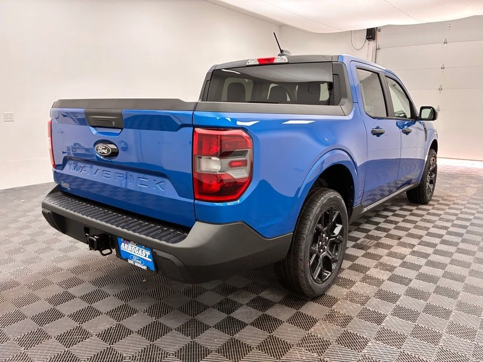 2025 Ford Maverick - Image 7 of 12