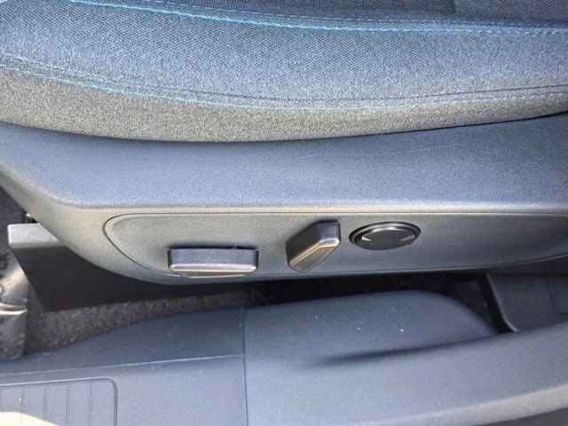 2025 Ford Maverick - Image 18 of 30