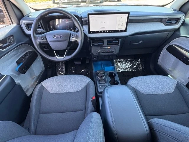 2025 Ford Maverick - Image 27 of 30