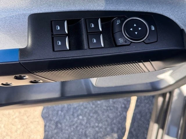 2025 Ford Maverick - Image 16 of 30