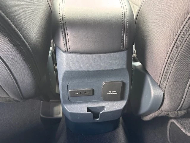 2025 Ford Maverick - Image 28 of 29