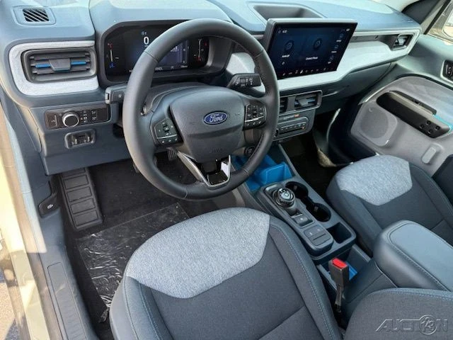 2025 Ford Maverick - Image 13 of 21