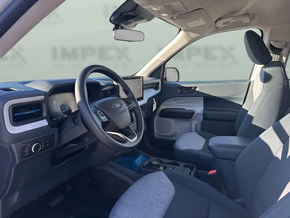 2025 Ford Maverick - Image 9 of 31