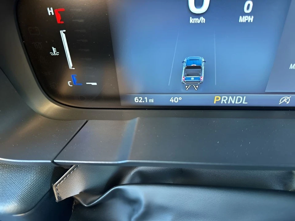 2025 Ford Maverick - Image 21 of 31