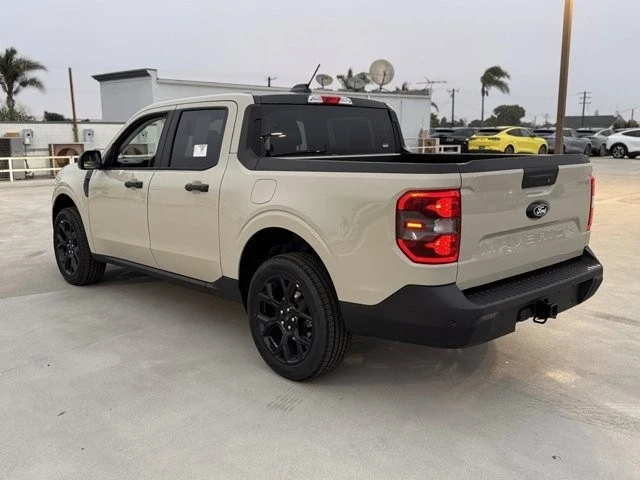 2025 Ford Maverick - Image 10 of 12