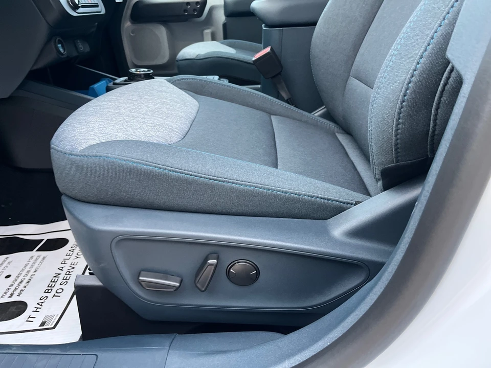 2025 Ford Maverick - Image 12 of 21