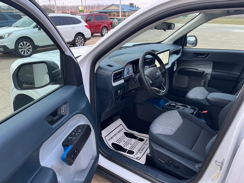 2025 Ford Maverick - Image 9 of 21