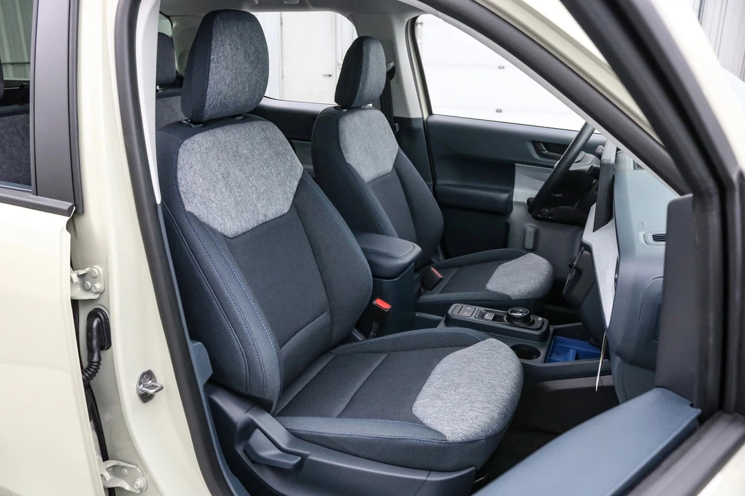 2025 Ford Maverick - Image 21 of 21