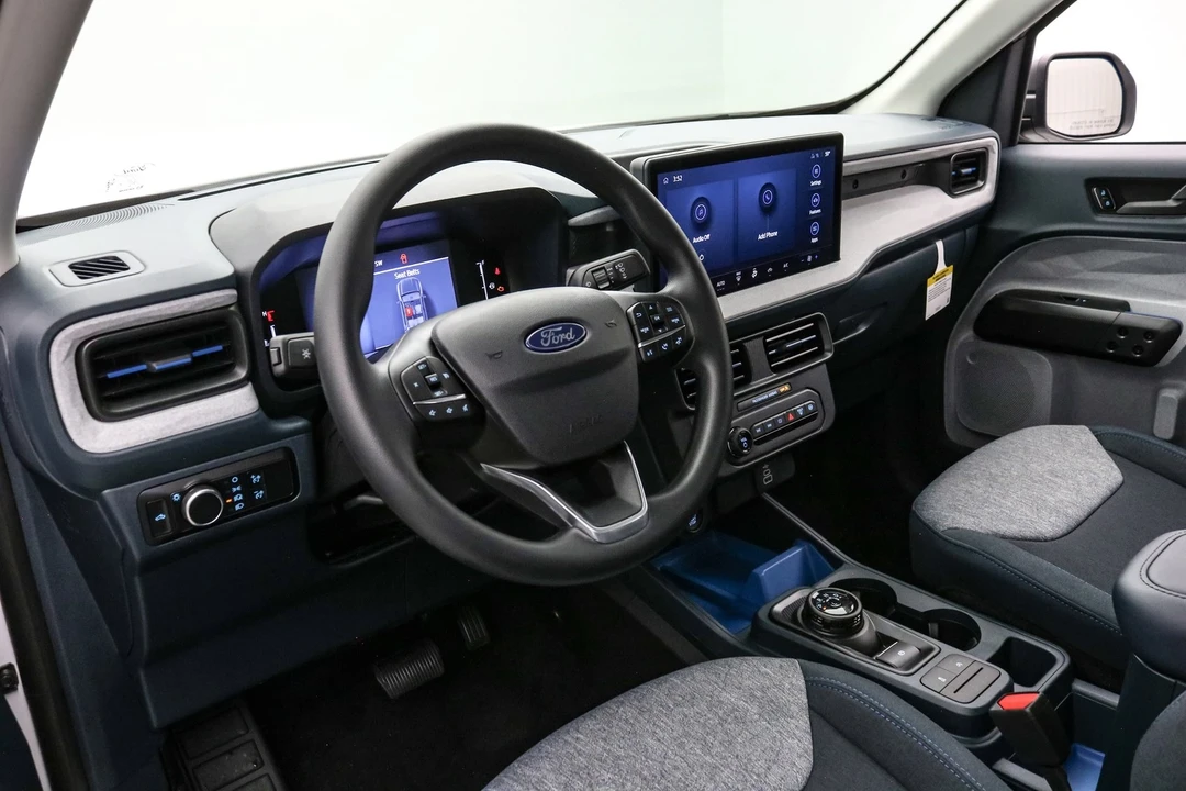 2025 Ford Maverick - Image 14 of 21