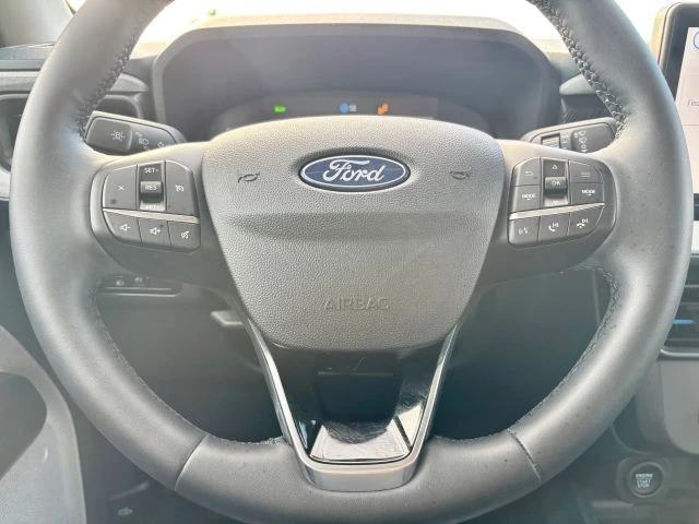 2025 Ford Maverick - Image 13 of 31
