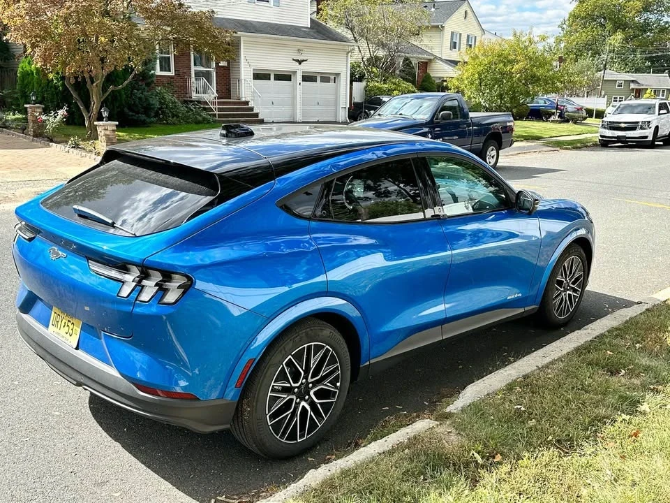 2025 Ford S650 Mustang - Image 2 of 5