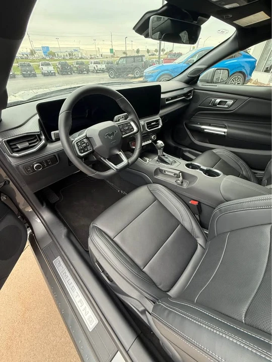 2025 Ford S650 Mustang - Image 11 of 18