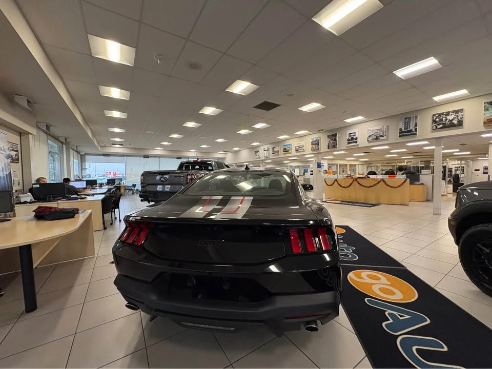2025 Ford S650 Mustang - Image 3 of 9