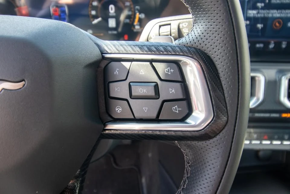 2025 Ford S650 Mustang - Image 16 of 20