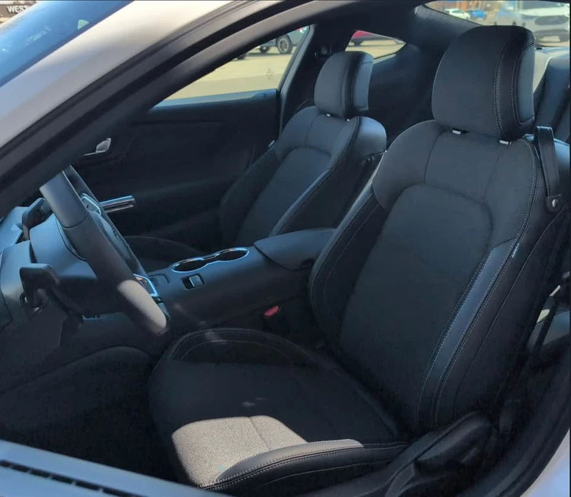 2025 Ford S650 Mustang - Image 6 of 14