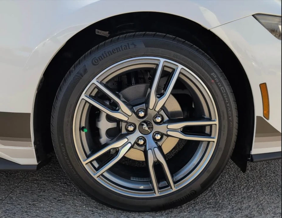 2025 Ford S650 Mustang - Image 5 of 14