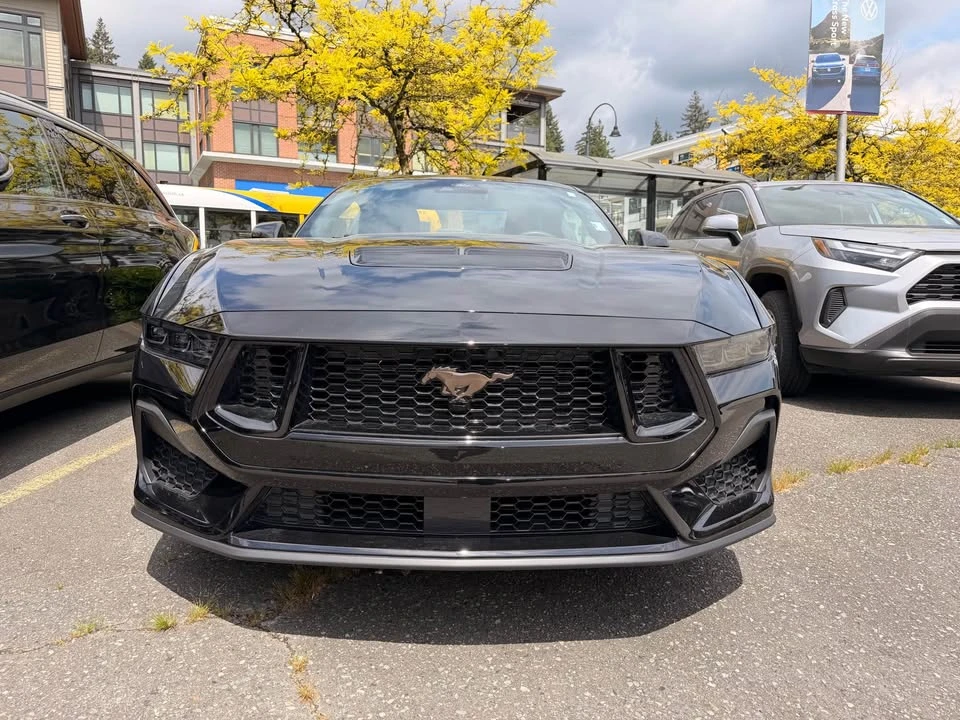 2025 Ford S650 Mustang - Image 2 of 9