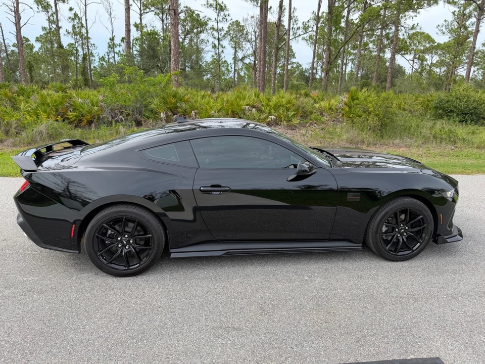 2025 Ford S650 Mustang - Image 2 of 21