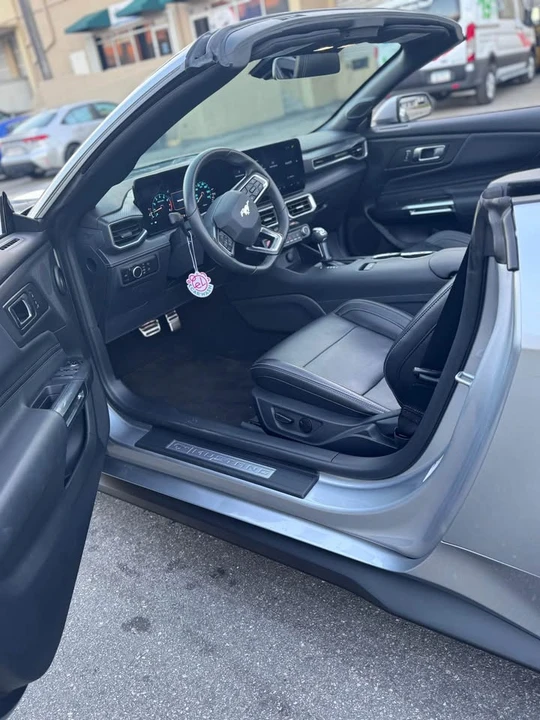2025 Ford S650 Mustang - Image 8 of 15