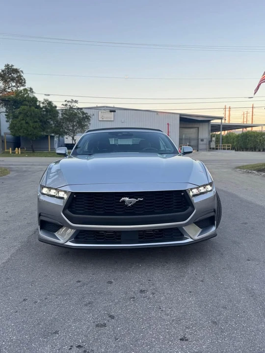2025 Ford S650 Mustang - Image 2 of 15