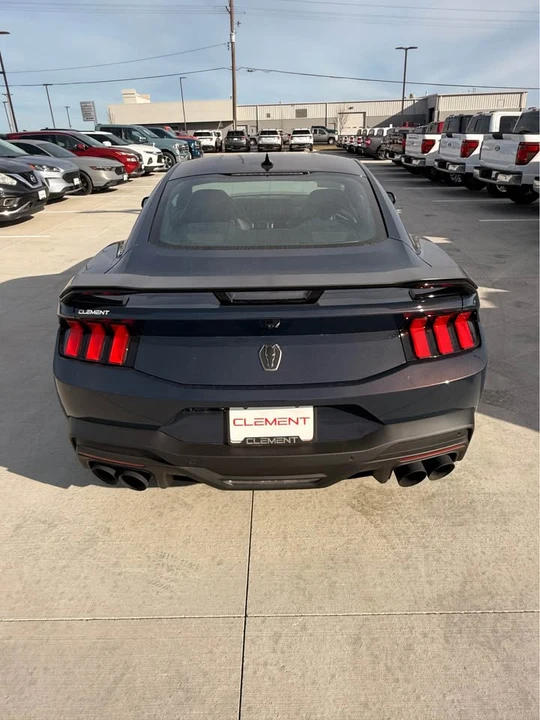 2025 Ford S650 Mustang - Image 2 of 9