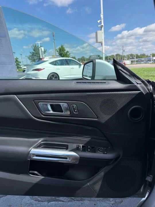 2025 Ford S650 Mustang - Image 9 of 10
